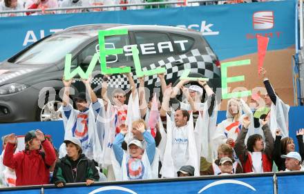 Beachvolleyball. Grand Slam. Fans. Klagenfurt, am 3.8.2007.
Foto: Kuess
---
pressefotos, pressefotografie, kuess, qs, qspictures, sport, bild, bilder, bilddatenbank