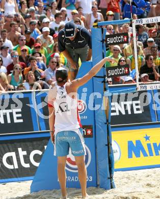 Beachvolleyball. Grand Slam. Gartmayer Peter (Oesterreich). Klagenfurt, am 4.8.2007.
Foto: Kuess
---
pressefotos, pressefotografie, kuess, qs, qspictures, sport, bild, bilder, bilddatenbank