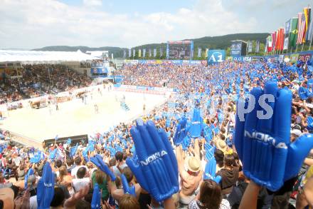 Beachvolleyball. Grand Slam. Fans. Klagenfurt, am 4.8.2007.
Foto: Kuess
---
pressefotos, pressefotografie, kuess, qs, qspictures, sport, bild, bilder, bilddatenbank