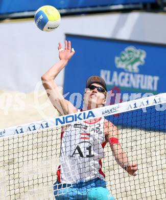 Beachvolleyball. Grand Slam. Gartmayer Peter (Oesterreich). Klagenfurt, am 4.8.2007.
Foto: Kuess
---
pressefotos, pressefotografie, kuess, qs, qspictures, sport, bild, bilder, bilddatenbank