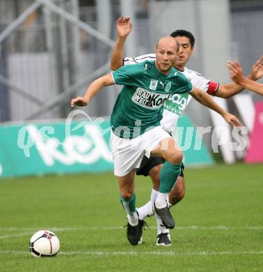 Fussball. Oesterreichische Bundesliga. SK Austria Kaernten gegen SV Mattersburg. Carlos Chaile (Kaernten), Thomas Wagner (Mattersburg). Klagenfurt, am 11.8.2007.
Foto: Kuess
---
pressefotos, pressefotografie, kuess, qs, qspictures, sport, bild, bilder, bilddatenbank