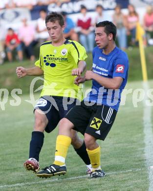 Fussball Unterliga Ost. Marcel Quantschnig (Ludmannsdorf), Stefan Znidar (Koettmannsdorf). Ludmannsdorf, am 15.8.2007.
Foto: Kuess
---
pressefotos, pressefotografie, kuess, qs, qspictures, sport, bild, bilder, bilddatenbank