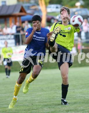 Fussball Unterliga Ost. Christian Klinar (Ludmannsdorf), Mohamad Sulaiman Mohsenzada (Koettmannsdorf). Ludmannsdorf, am 15.8.2007.
Foto: Kuess
---
pressefotos, pressefotografie, kuess, qs, qspictures, sport, bild, bilder, bilddatenbank