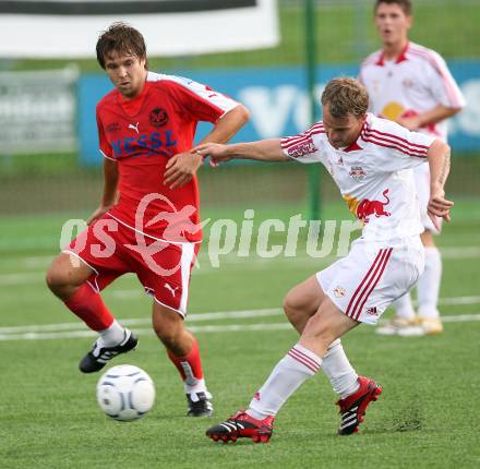 Fussball. Regionalliga. SV Spittal gegen Red Bull Juniors Salzburg.  Michael Kirisic (Spittal), Norman Prenn (Salzburg). Spittal, am 14.8.2007.
Foto: Kuess
---
pressefotos, pressefotografie, kuess, qs, qspictures, sport, bild, bilder, bilddatenbank