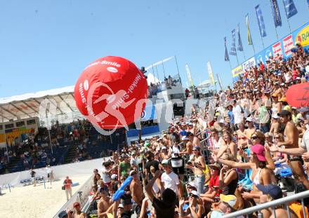 Beachvolleyball. Grand Slam. Fans. Klagenfurt, 5.8.2007
Foto: Kuess
---
pressefotos, pressefotografie, kuess, qs, qspictures, sport, bild, bilder, bilddatenbank