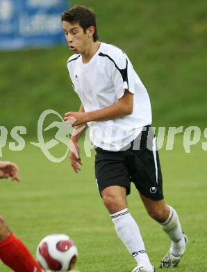 Fussball Rgionalliga. Feldkirchen gegen Bleiburg. Christopher Sallinger (Bleiburg). Feldkirchen, am 24.8.2007.
Foto: Kuess
---
pressefotos, pressefotografie, kuess, qs, qspictures, sport, bild, bilder, bilddatenbank