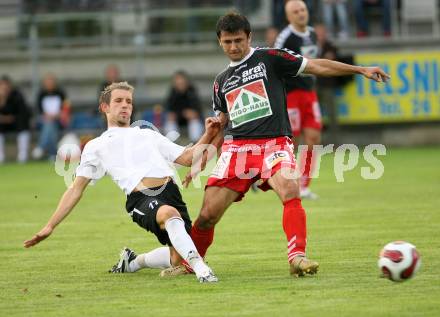 Fussball Rgionalliga. Feldkirchen gegen Bleiburg. Auron Miloti (Feldkirchen), Patrick Oswaldi (Bleiburg). Feldkirchen, am 24.8.2007.
Foto: Kuess
---
pressefotos, pressefotografie, kuess, qs, qspictures, sport, bild, bilder, bilddatenbank