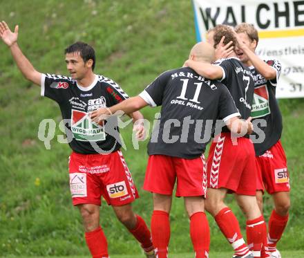 Fussball Rgionalliga. Feldkirchen gegen Bleiburg. Torjubel Feldkirchen, Auron Miloti. Feldkirchen, am 24.8.2007.
Foto: Kuess
---
pressefotos, pressefotografie, kuess, qs, qspictures, sport, bild, bilder, bilddatenbank