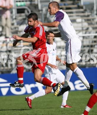 Fussball. Red Zac. FC Kaernten gegen FK Austria Magna Amateure. Nenad Bjelica (FCK), Harald Unverdorben (Austria Amateure). Klagenfurt, am 25.8.2007.
Foto: Kuess
---
pressefotos, pressefotografie, kuess, qs, qspictures, sport, bild, bilder, bilddatenbank