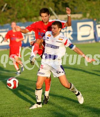 Fussball Regionalliga. SAK gegen Spittal. Rudi Schoenherr (SAK), Michael Kirisits (Spittal). Klagenfurt, am 25.8.2007.
Foto: Kuess 
---
pressefotos, pressefotografie, kuess, qs, qspictures, sport, bild, bilder, bilddatenbank