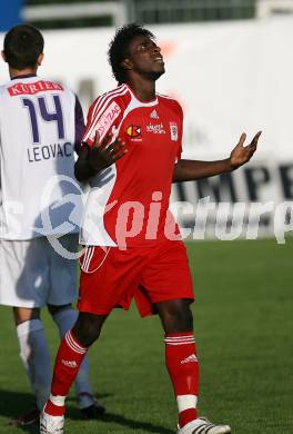 Fussball. Red Zac. FC Kaernten gegen FK Austria Magna Amateure. Makanda Mpaka (FCK). Klagenfurt, am 25.8.2007.
Foto: Kuess
---
pressefotos, pressefotografie, kuess, qs, qspictures, sport, bild, bilder, bilddatenbank