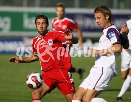 Fussball. Red Zac. FC Kaernten gegen FK Austria Magna Amateure. Mario Steiner (FCK), Philipp Netzer (Austria Amateure). Klagenfurt, am 25.8.2007.
Foto: Kuess
---
pressefotos, pressefotografie, kuess, qs, qspictures, sport, bild, bilder, bilddatenbank