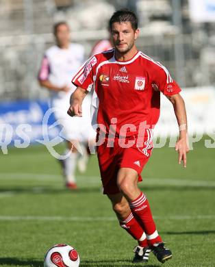 Fussball. Red Zac. FC Kaernten gegen FK Austria Magna Amateure. Ronald Brunmayr (FCK). Klagenfurt, am 25.8.2007.
Foto: Kuess
---
pressefotos, pressefotografie, kuess, qs, qspictures, sport, bild, bilder, bilddatenbank