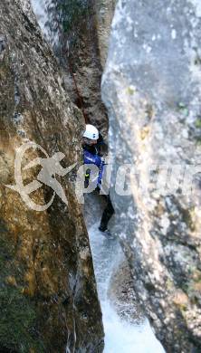 Eishockey. Teambuilding KAC. Canyoning. Ainet, am 26.8.2007.
Foto: Kuess
---
pressefotos, pressefotografie, kuess, qs, qspictures, sport, bild, bilder, bilddatenbank