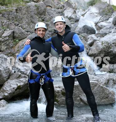 Eishockey. Teambuilding KAC. Canyoning. Ainet, am 26.8.2007.
Foto: Kuess
---
pressefotos, pressefotografie, kuess, qs, qspictures, sport, bild, bilder, bilddatenbank