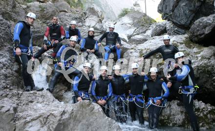 Eishockey. Teambuilding KAC. Canyoning. Ainet, am 26.8.2007.
Foto: Kuess
---
pressefotos, pressefotografie, kuess, qs, qspictures, sport, bild, bilder, bilddatenbank