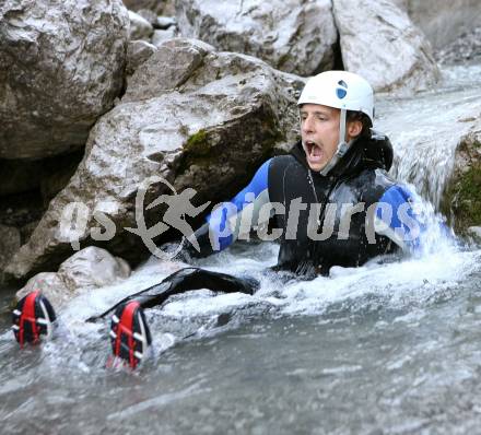 Eishockey. Teambuilding KAC. Johannes Reichel. Canyonig. Lienz, am 26.8.2007.
Foto: Kuess
---
pressefotos, pressefotografie, kuess, qs, qspictures, sport, bild, bilder, bilddatenbank