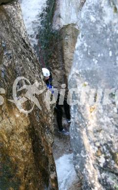 Eishockey. Teambuilding KAC. Canyoning. Ainet, am 26.8.2007.
Foto: Kuess
---
pressefotos, pressefotografie, kuess, qs, qspictures, sport, bild, bilder, bilddatenbank