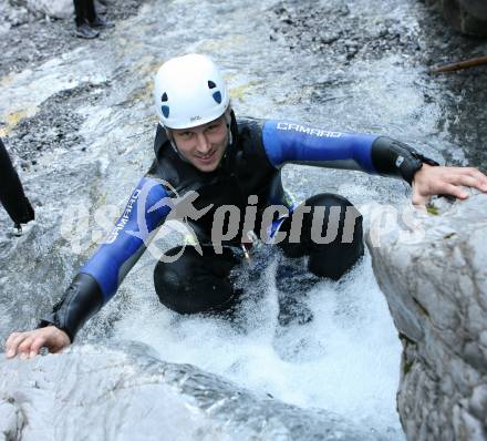 Eishockey. Teambuilding KAC. Johannes Kirisits. Lienz, am 26.8.2007.
Foto: Kuess
---
pressefotos, pressefotografie, kuess, qs, qspictures, sport, bild, bilder, bilddatenbank