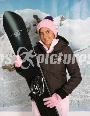 Pia Meschik, Snowboard.  Klagenfurt, 9.8.2007
Foto: Kuess
---
pressefotos, pressefotografie, kuess, qs, qspictures, sport, bild, bilder, bilddatenbank