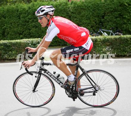 Radfahren. Extremradsport. Le Tour Ultime. Tour de France. Valentin Zeller (Oesterreich). Klopein, am 25.8.2007.
Foto: Kuess
---
pressefotos, pressefotografie, kuess, qs, qspictures, sport, bild, bilder, bilddatenbank