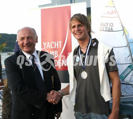 Segeln. Joe Tiger Pachler, Vizeweltmeister Niko Nico Resch. Velden, am 25.7.2007.
Foto: Kuess
---
pressefotos, pressefotografie, kuess, qs, qspictures, sport, bild, bilder, bilddatenbank