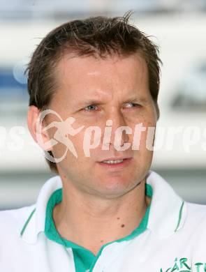 Fussball. Euro 2008. Joerg Schretter. Euro 2008 Koordinator. Klagenfurt, am 18.8.2007.
Foto: Kuess
---
pressefotos, pressefotografie, kuess, qs, qspictures, sport, bild, bilder, bilddatenbank