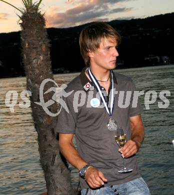 Segeln. Vizeweltmeister Niko Nico Resch. Velden, am 25.7.2007.
Foto: Kuess
---
pressefotos, pressefotografie, kuess, qs, qspictures, sport, bild, bilder, bilddatenbank