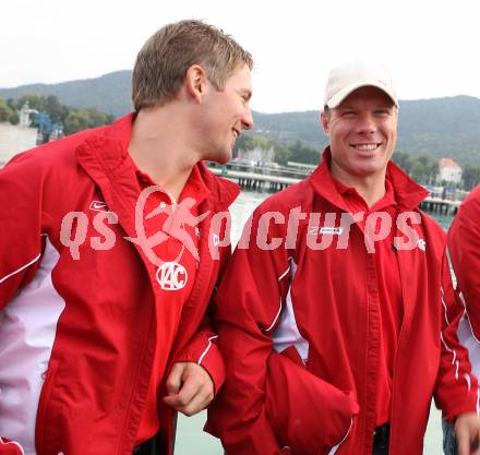 Eishockey. Mannschaftspraesentation KAC. Chad Hinz, Jeremy Rebek. Klagenfurt, am 31.8.2007.
Foto: Kuess
---
pressefotos, pressefotografie, kuess, qs, qspictures, sport, bild, bilder, bilddatenbank