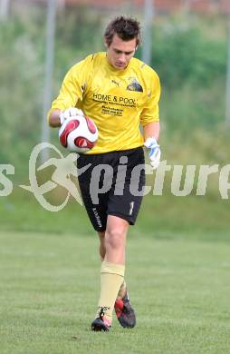 Fussball Unterliga West. Treffen gegen Dellach/Gail. Dominik Eckerle (Dellach). Treffen, am 1.9.2007.
Foto: Kuess 
---
pressefotos, pressefotografie, kuess, qs, qspictures, sport, bild, bilder, bilddatenbank