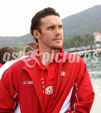 Eishockey. Mannschaftspraesentation KAC. Andrew Verner. Klagenfurt, am 31.8.2007.
Foto: Kuess
---
pressefotos, pressefotografie, kuess, qs, qspictures, sport, bild, bilder, bilddatenbank