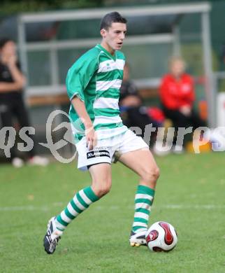 Fussball Kaerntner Liga. Landskron gegen Lendorf. Fina Patrick (Landskron). Landskron, am 1.9.2007.
Foto: Kuess 
---
pressefotos, pressefotografie, kuess, qs, qspictures, sport, bild, bilder, bilddatenbank