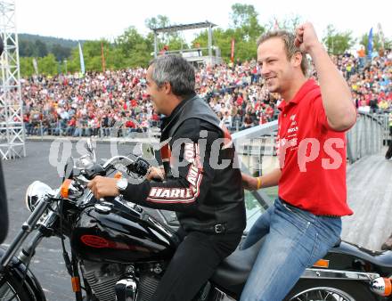 Eishockey. Mannschaftspraesentation KAC. Johannes Kirisits. Klagenfurt, am 31.8.2007.
Foto: Kuess
---
pressefotos, pressefotografie, kuess, qs, qspictures, sport, bild, bilder, bilddatenbank