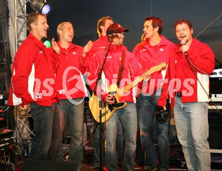 Eishockey. Mannschaftspraesentation KAC.  Klagenfurt, am 31.8.2007.
Foto: Kuess
---
pressefotos, pressefotografie, kuess, qs, qspictures, sport, bild, bilder, bilddatenbank