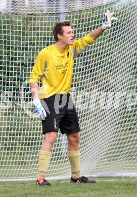 Fussball Unterliga West. Treffen gegen Dellach/Gail. Dominik Eckerle (Dellach). Treffen, am 1.9.2007.
Foto: Kuess 
---
pressefotos, pressefotografie, kuess, qs, qspictures, sport, bild, bilder, bilddatenbank