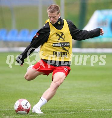 Fussball. Trainingslager Nationalteam Oesterreich. Michael Moerz. Velden, am 5.9.2007.
Foto: Kuess 
---
pressefotos, pressefotografie, kuess, qs, qspictures, sport, bild, bilder, bilddatenbank