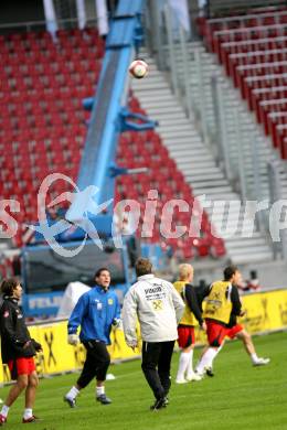 Fussball. Trainingslager Nationalteam Oesterreich. Abschlusstraining Stadion Klagenfurt. Klagenfurt, am 6.9.2007.
Foto: Kuess
---
pressefotos, pressefotografie, kuess, qs, qspictures, sport, bild, bilder, bilddatenbank