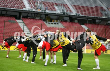 Fussball. Trainingslager Nationalteam Oesterreich. Abschlusstraining Stadion Klagenfurt. Klagenfurt, am 6.9.2007.
Foto: Kuess
---
pressefotos, pressefotografie, kuess, qs, qspictures, sport, bild, bilder, bilddatenbank