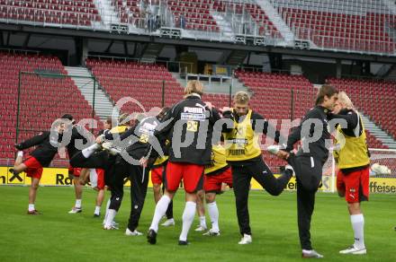 Fussball. Laenderspiel Oesterreich gegen Japan. Trainingslager Nationalteam Oesterreich. Abschlusstraining Stadion Klagenfurt. Klagenfurt, am 6.9.2007.
Foto: Kuess
---
pressefotos, pressefotografie, kuess, qs, qspictures, sport, bild, bilder, bilddatenbank