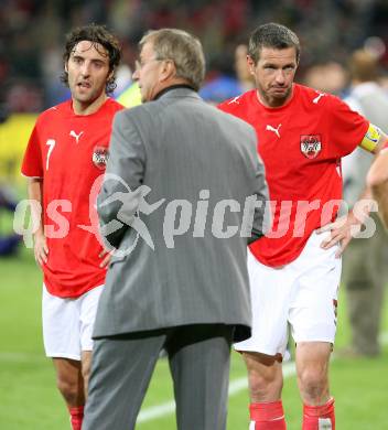 Fussball. Laenderspiel Oesterreich gegen Japan. Joachim Standfest, Trainer Josef Hickersberger, Martin Hiden (Oesterreich). Klagenfurt, am 7.9.2007.
Foto: Kuess
---
pressefotos, pressefotografie, kuess, qs, qspictures, sport, bild, bilder, bilddatenbank