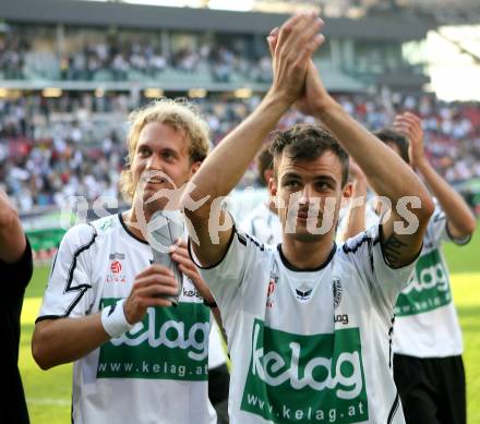 Fussball Bundesliga. SK Austria Kelag Kaernten gegen FK Austria Magna. Jubel Austria Kaernten. Lukas Moessner, Alexander Hauser. Klagenfurt, am 15.9.2007.
Foto: Kuess
---
pressefotos, pressefotografie, kuess, qs, qspictures, sport, bild, bilder, bilddatenbank