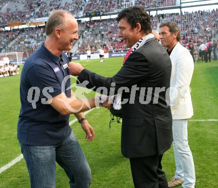 Fussball Bundesliga. SK Austria Kelag Kaernten gegen FK Austria Magna. Trainer Georg Zellhofer (Austria Magna), Mario Canori, Landeshauptmann Joerg Haider. Klagenfurt, am 15.9.2007.
Foto: Kuess
---
pressefotos, pressefotografie, kuess, qs, qspictures, sport, bild, bilder, bilddatenbank