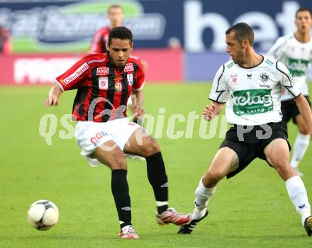 Fussball Bundesliga. SK Austria Kaernten gegen LASK Linz. Christian Prawda (Kaernten), Raul Wendel (LASK). Hypo Group Arena. Klagenfurt, am 22.9.2007.
Foto: Kuess 
---
pressefotos, pressefotografie, kuess, qs, qspictures, sport, bild, bilder, bilddatenbank