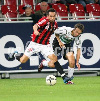 Fussball Bundesliga. SK Austria Kaernten gegen LASK Linz. Wolfgang Bubenik (Kaernten), Matthias Dollinger (LASK). Hypo Group Arena. Klagenfurt, am 22.9.2007.
Foto: Kuess 
---
pressefotos, pressefotografie, kuess, qs, qspictures, sport, bild, bilder, bilddatenbank