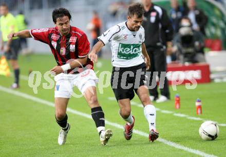 Fussball Bundesliga. SK Austria Kaernten gegen LASK Linz. Alexander Hauser (Kaernten), Almedin Hota (LASK). Hypo Group Arena. Klagenfurt, am 22.9.2007.
Foto: Kuess 
---
pressefotos, pressefotografie, kuess, qs, qspictures, sport, bild, bilder, bilddatenbank