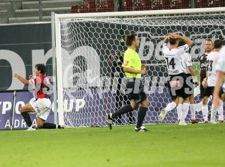 Fussball Bundesliga. SK Austria Kaernten gegen LASK Linz. Torjubel Ivica Vastic (LASK), Entsetzen bei Austria Kaernten. Hypo Group Arena. Klagenfurt, am 22.9.2007.
Foto: Kuess 
---
pressefotos, pressefotografie, kuess, qs, qspictures, sport, bild, bilder, bilddatenbank