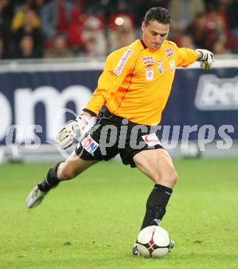 Fussball Bundesliga. SK Austria Kaernten gegen LASK Linz. Silvije Cavlina (LASK). Hypo Group Arena. Klagenfurt, am 22.9.2007.
Foto: Kuess 
---
pressefotos, pressefotografie, kuess, qs, qspictures, sport, bild, bilder, bilddatenbank