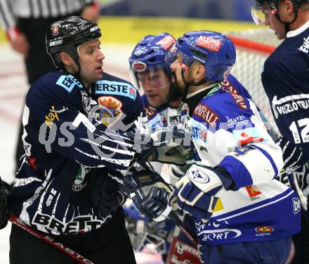 Erste Bank Eishockey Bundesliga. VSV gegen Alba Volan Fetiva. Markus Peintner (VSV), Ratislav Ondrejcik (Alba Volan). Villach, am 27.9.2007.
Foto: Kuess
---
pressefotos, pressefotografie, kuess, qs, qspictures, sport, bild, bilder, bilddatenbank