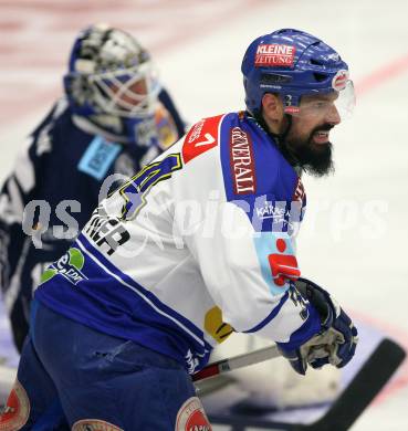 Erste Bank Eishockey Bundesliga. VSV gegen Alba Volan Fetiva. Markus Peintner (VSV), Krisztian Budai (Alba Volan). Villach, am 27.9.2007.
Foto: Kuess
---
pressefotos, pressefotografie, kuess, qs, qspictures, sport, bild, bilder, bilddatenbank