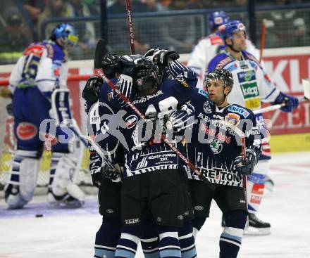 Erste Bank Eishockey Bundesliga. VSV gegen Alba Volan Fetiva. Torjubel (Alba Volan). Villach, am 27.9.2007.
Foto: Kuess
---
pressefotos, pressefotografie, kuess, qs, qspictures, sport, bild, bilder, bilddatenbank